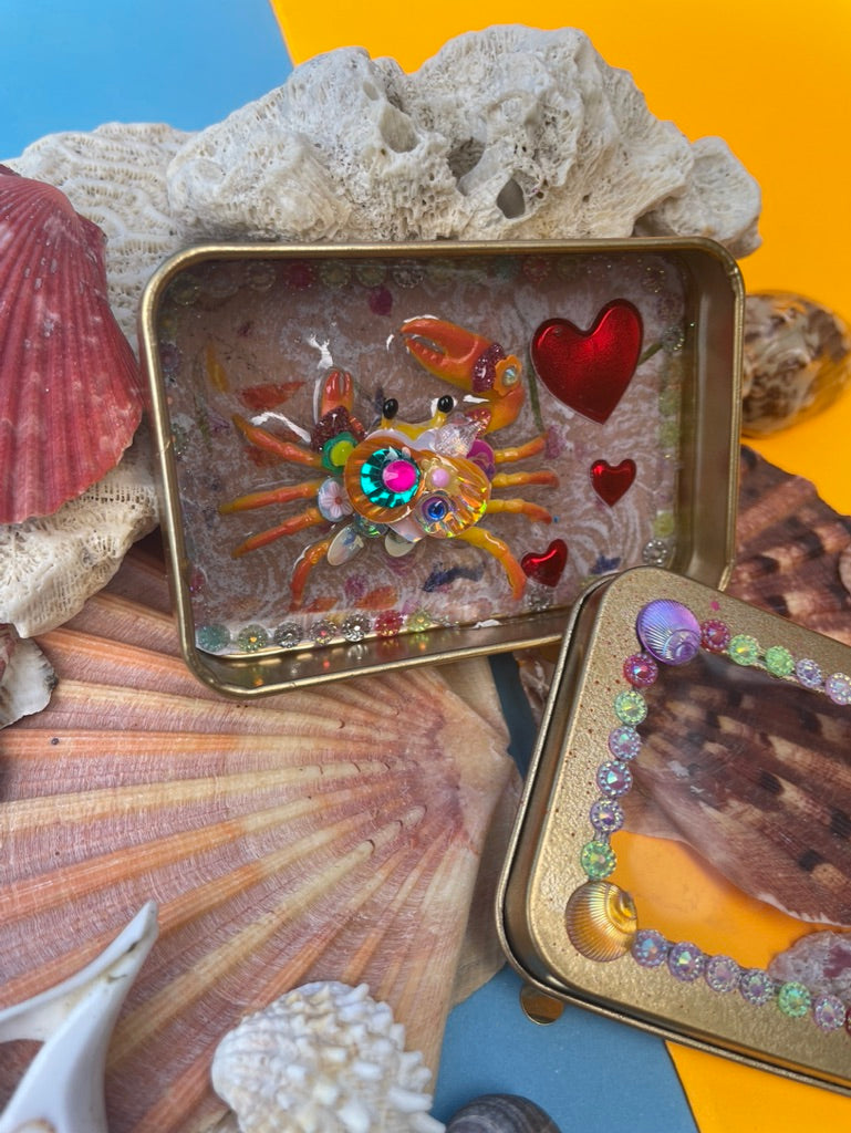 Boîte de Curiosité Fantastique - Création Originale Artisanale - Crabe "Des derniers Rivages"