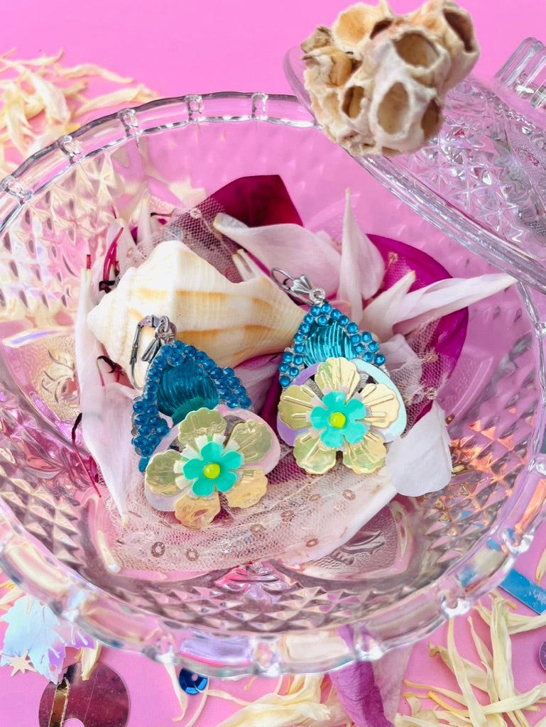 Boucles d’oreilles féériques et légères – "Sirène des lagons" - Collection Été 2025