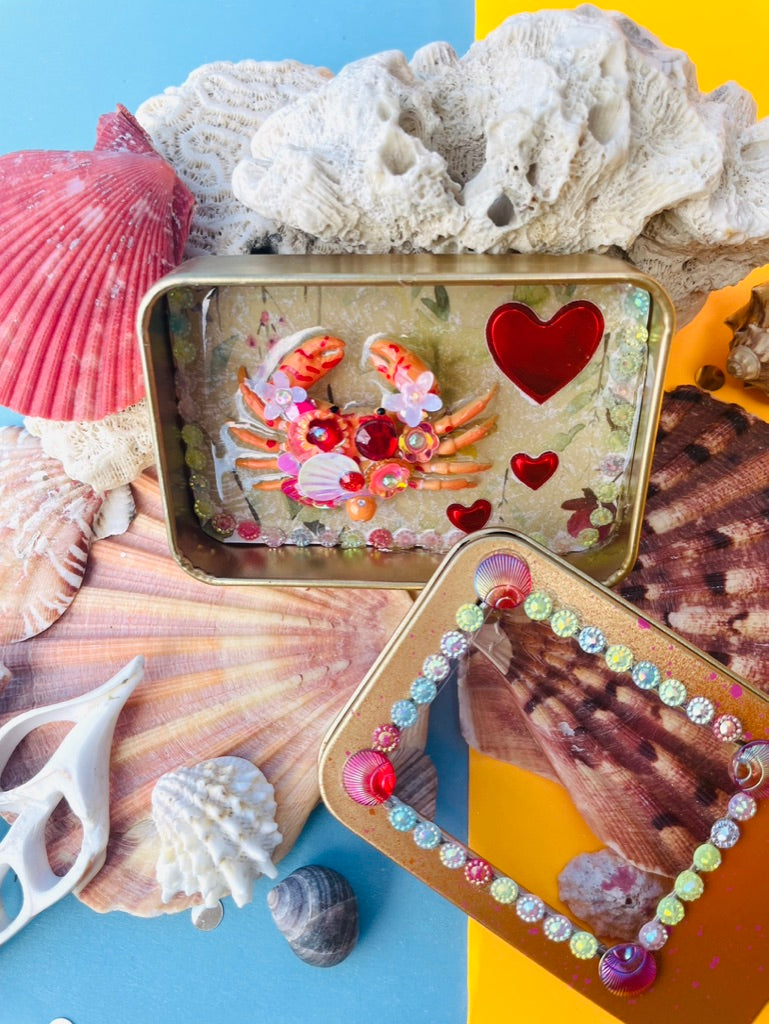 Boîte de Curiosité Fantastique - Création Originale Artisanale - Crabe "Des Kelps miniatures"