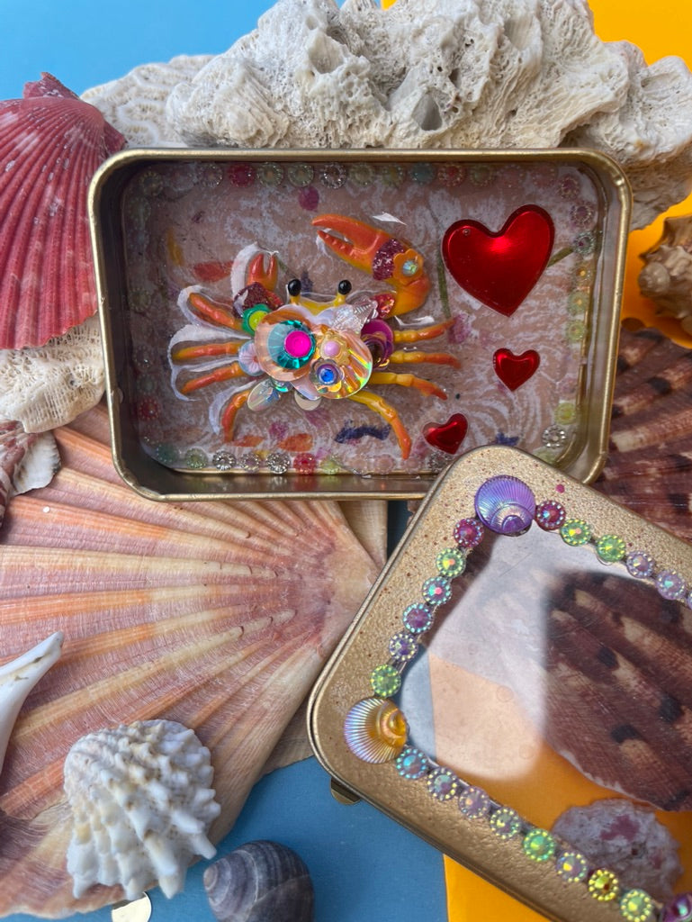 Boîte de Curiosité Fantastique - Création Originale Artisanale - Crabe "Des derniers Rivages"