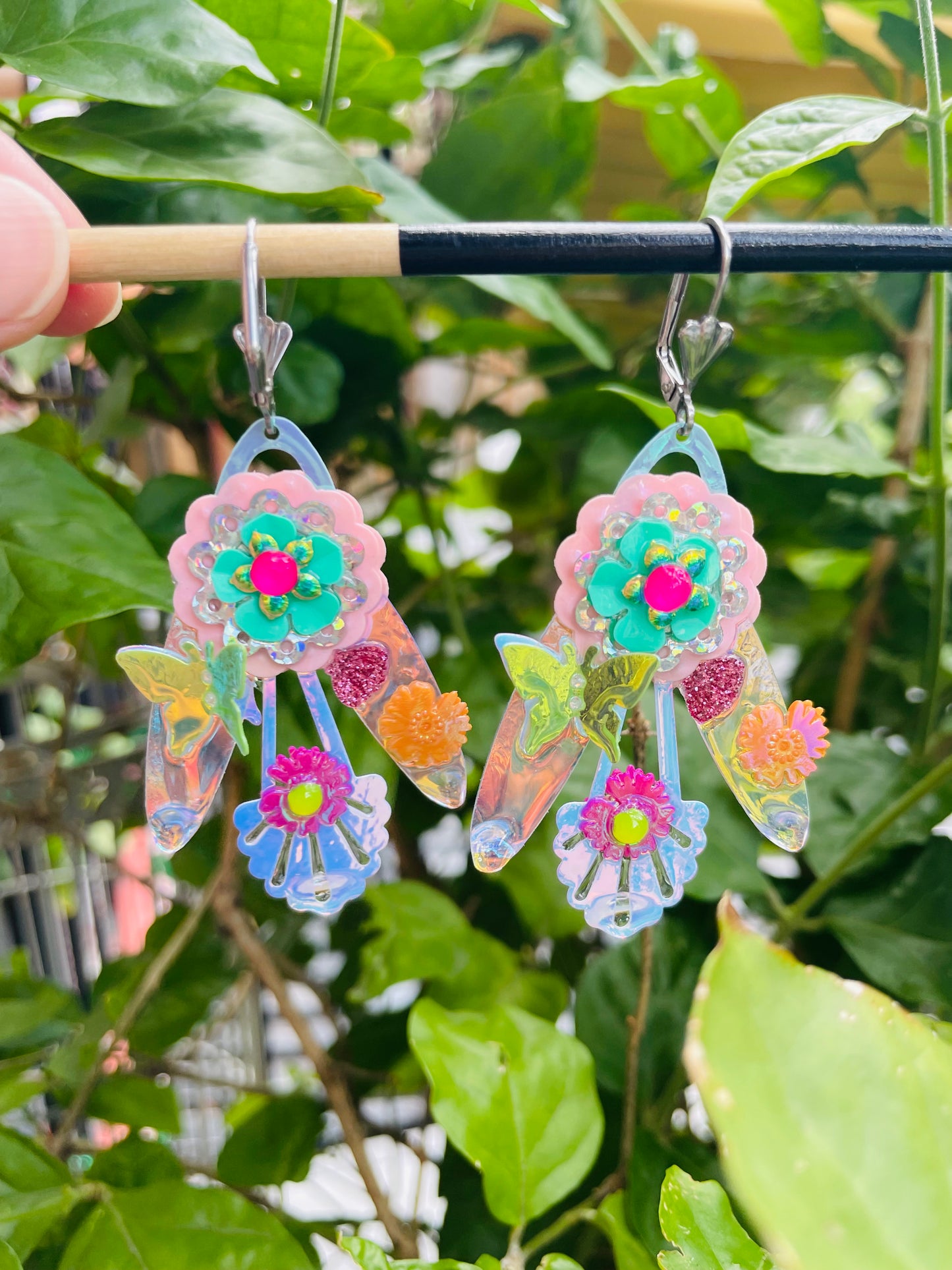 Boucles d’oreilles féériques et légères – "Papillon & Rosée" - Collection Été 2025