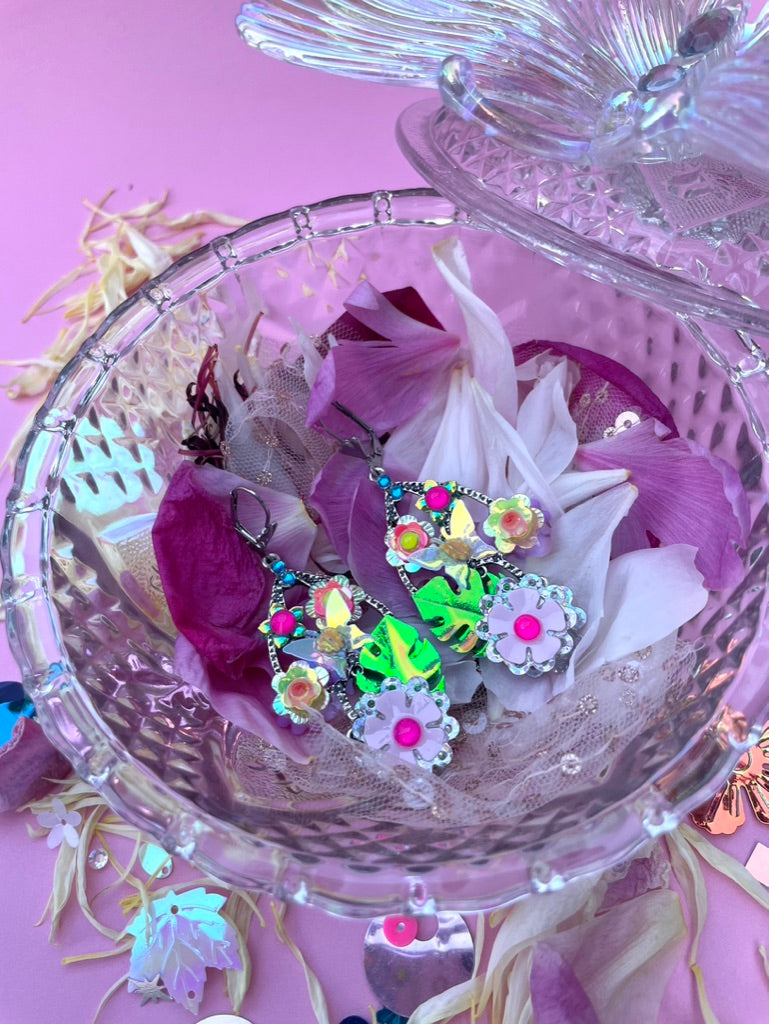 Boucles d’oreilles féériques et légères – "Parfum de Pétales" - Collection Été 2025