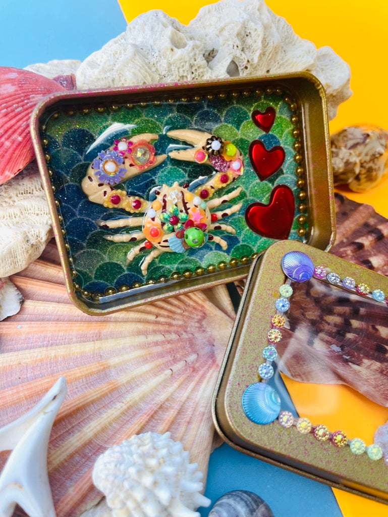 Boîte de Curiosité Fantastique - Création Originale Artisanale - Crabe "Complice des Sirènes"