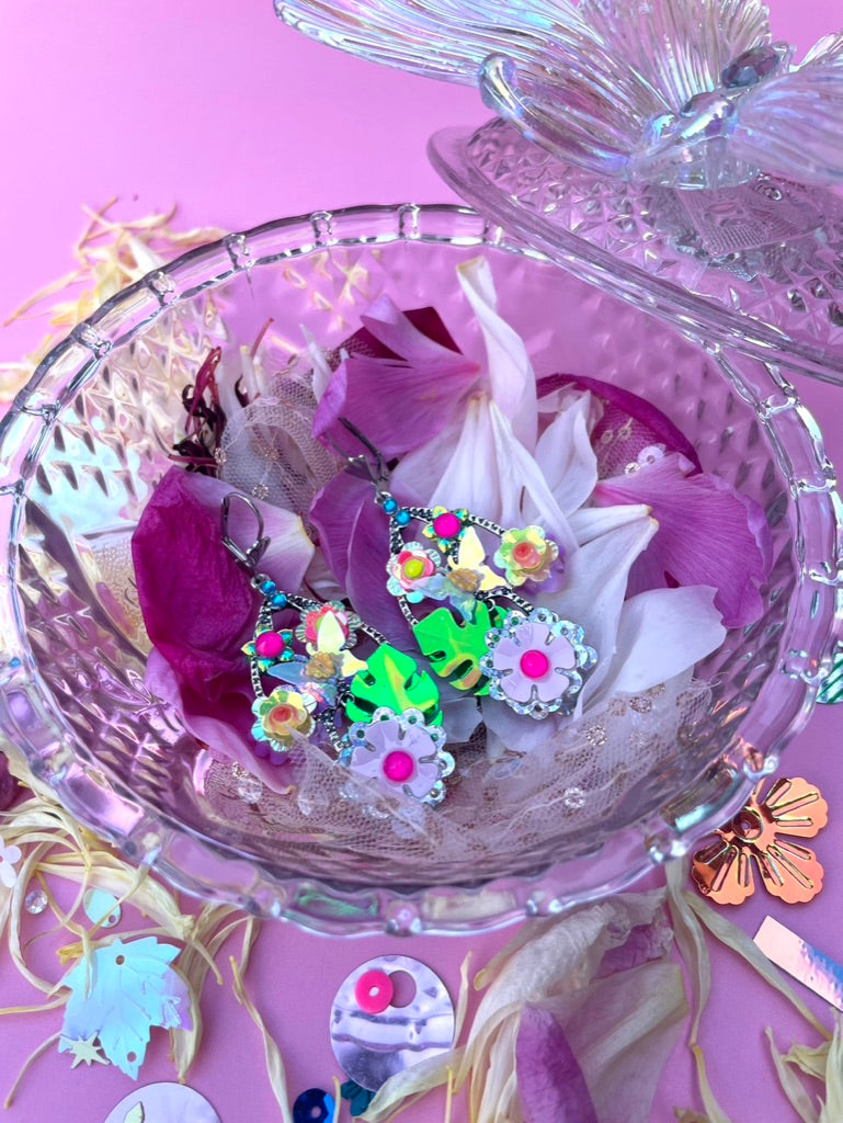 Boucles d’oreilles féériques et légères – "Parfum de Pétales" - Collection Été 2025
