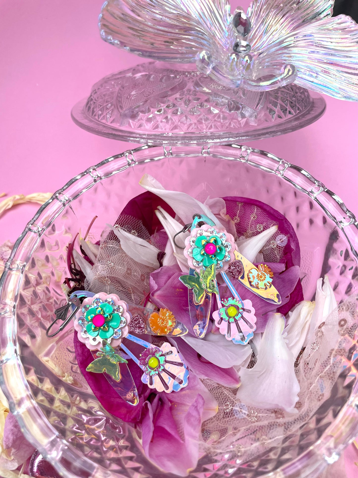 Boucles d’oreilles féériques et légères – "Papillon & Rosée" - Collection Été 2025