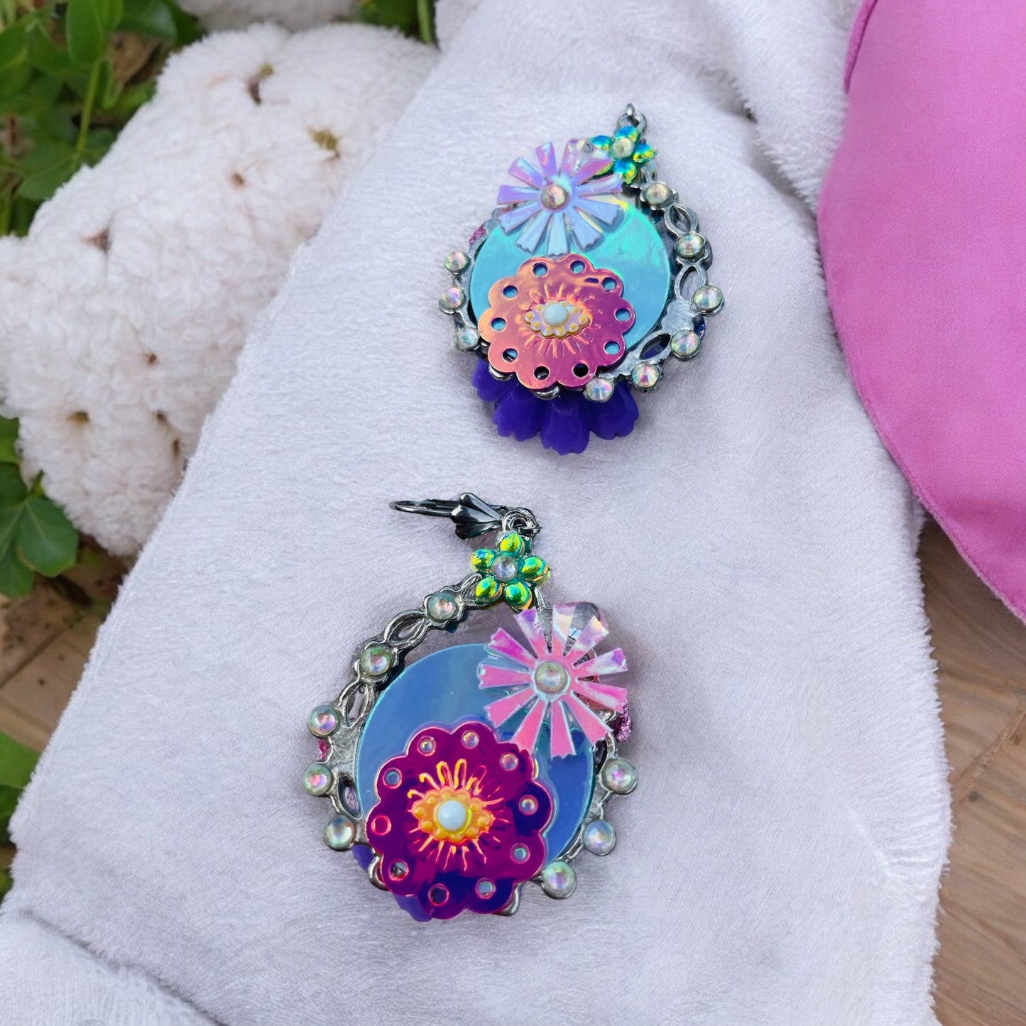Boucles d'oreilles en sequins féériques faites main par Lily était une fois, apportant une touche magique et une connexion avec votre enfant intérieur