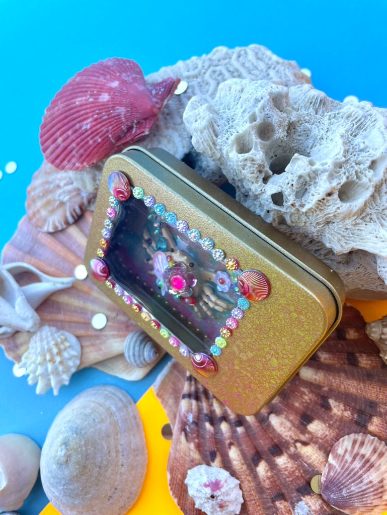 Boîte de Curiosité Fantastique - Création Originale Artisanale - Crabe "Lanterne des Dunes"