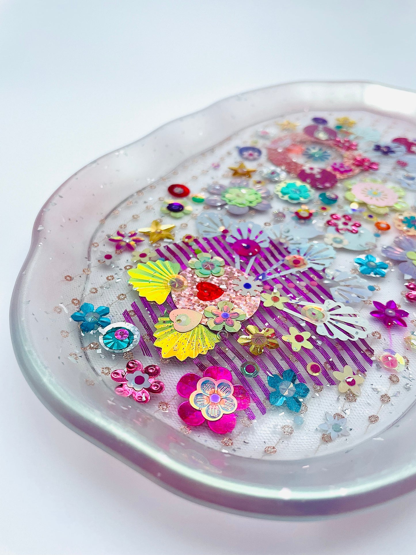Plateau Décoratif en Résine avec Sequins et Perles - Mini Jardin Imaginaire Rose et perlé - Exclusivité Muz Fabrique