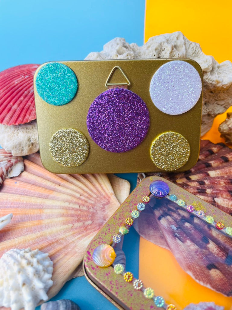 Boîte de Curiosité Fantastique - Création Originale Artisanale - Sardine "Rêve-Mauve"