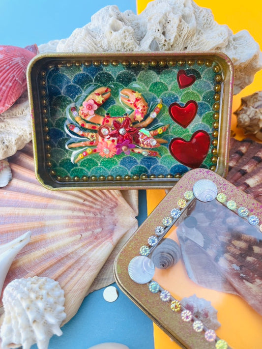 Boîte de Curiosité Fantastique - Création Originale Artisanale - Crabe "Cœur-de-Sable"