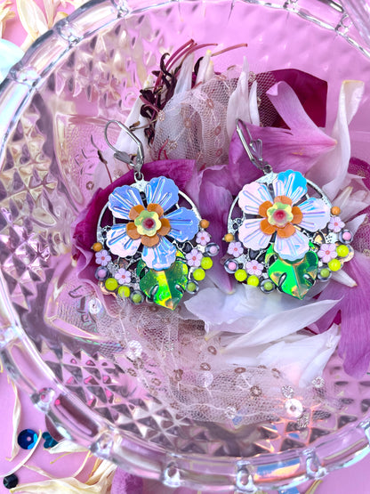 Boucles d’oreilles féériques et légères – "Fleurs Suspendues" -  Collection Été 2025