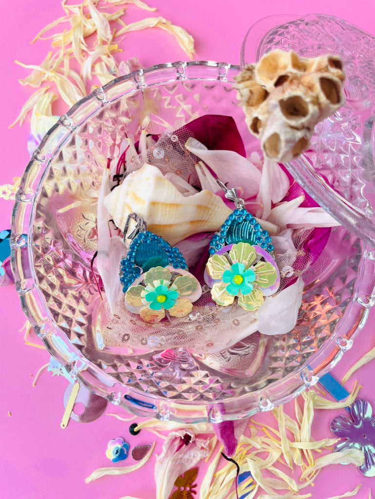 Boucles d’oreilles féériques et légères – "Sirène des lagons" -  Collection Été 2025