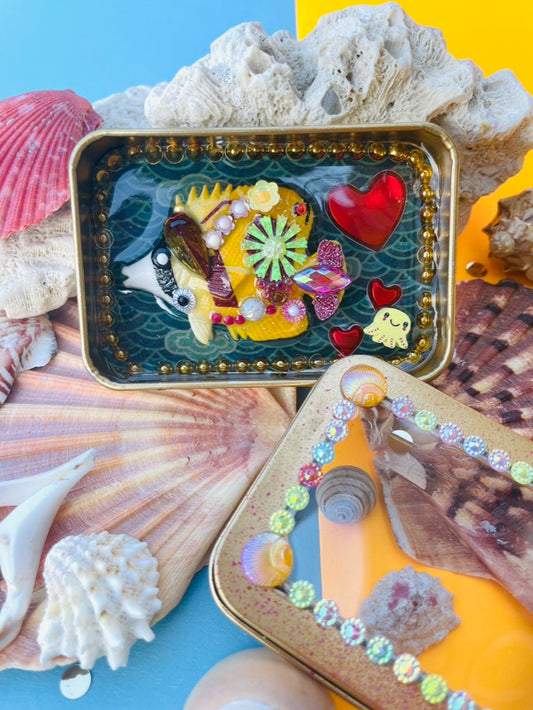 Boîte de Curiosité Fantastique - Création Originale Artisanale - Poisson "Lueur de Limonie"