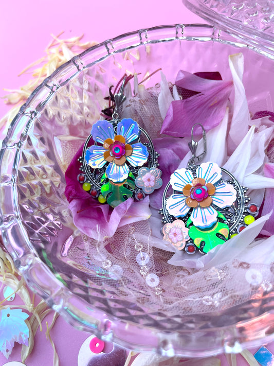 Boucles d’oreilles féériques et légères – "Fleurs Suspendues" -  Collection Été 2025