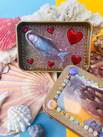 Boîte de Curiosité Fantastique - Création Originale Artisanale - Sardine "Rêve-Mauve"