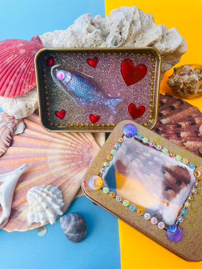 Boîte de Curiosité Fantastique - Création Originale Artisanale - Sardine "Rêve-Mauve"