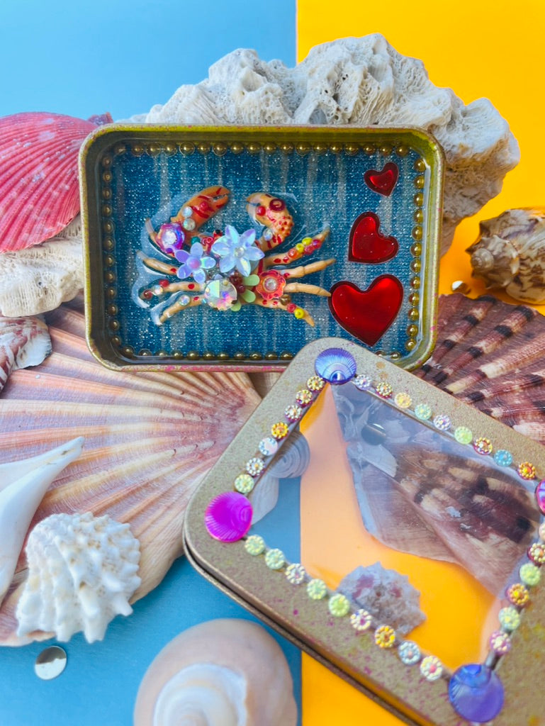 Boîte de Curiosité Fantastique - Création Originale Artisanale - Crabe "Silencieux Complice"