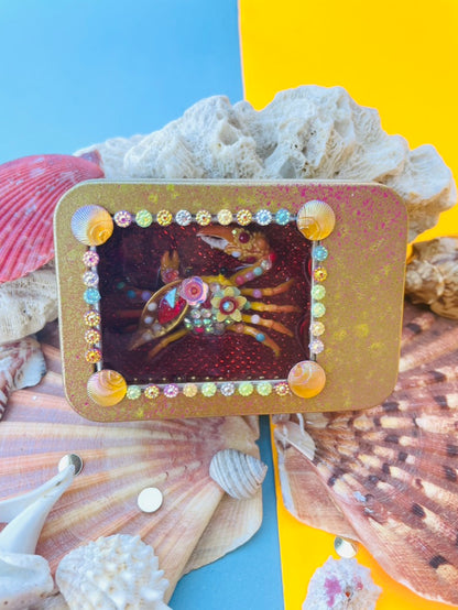 Boîte de Curiosité Fantastique - Création Originale Artisanale - Crabe "Éclipse des Grains"