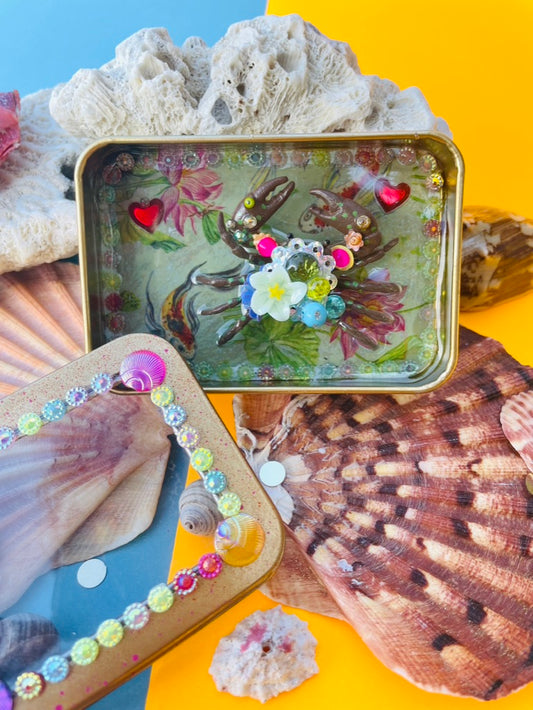 Boîte de Curiosité Fantastique - Création Originale Artisanale - Crabe "Gardien des Nénuphars"