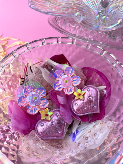 Boucles d’oreilles féériques et légères – "Un coeur et des fleurs" -  Collection Été 2025