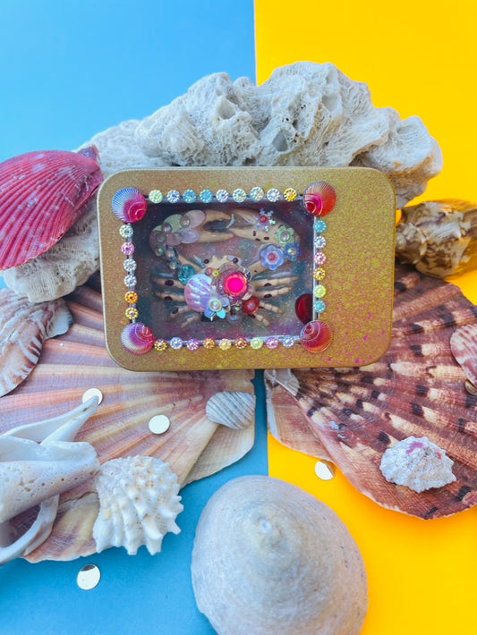 Boîte de Curiosité Fantastique - Création Originale Artisanale - Crabe "Lanterne des Dunes"