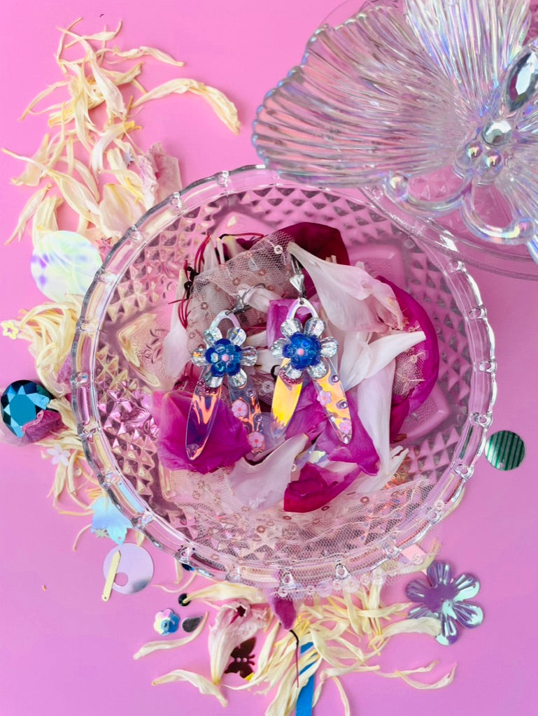 Boucles d’oreilles féériques et légères – "Fleur d'argent" -  Collection Été 2025
