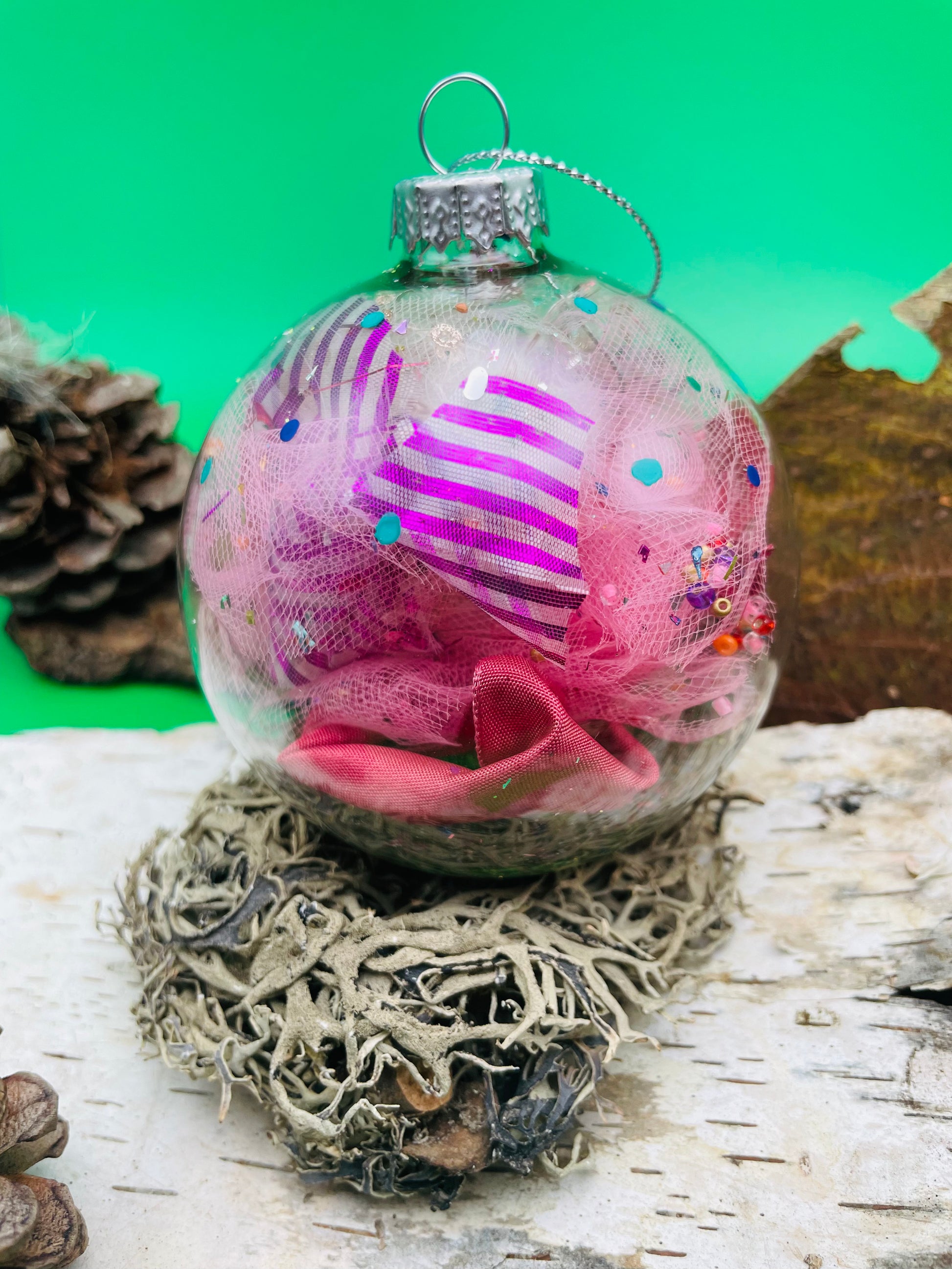 Décorations de Noël roses | Ornements et boules élégantes Décorations de Noël roses | Ornements et boules élégantes